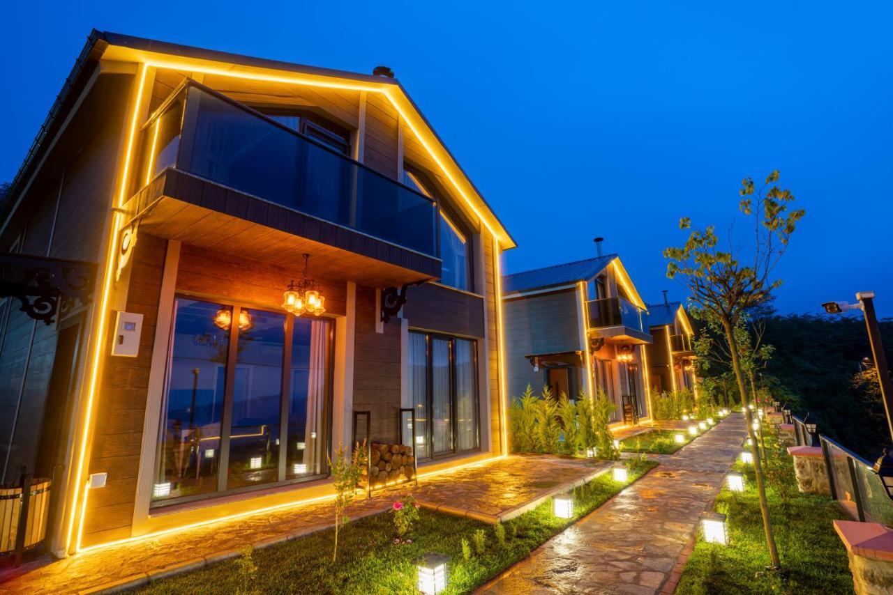 Poison Garden Suite Gozalan Exterior photo